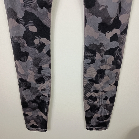 Athleta Girl Leopard Leggings Black Gray XL/14 Stretch Printed Chit Chat Tights - Picture 6 of 11